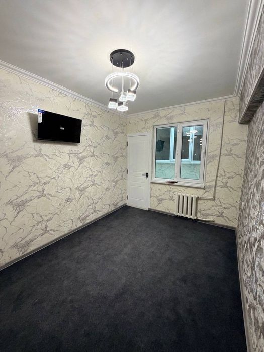 Бир хонали уй балкони билан