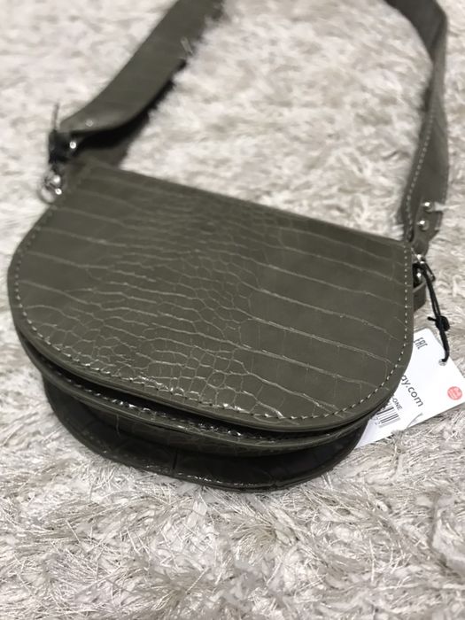 Geanta kaki cu curea cu banda lata