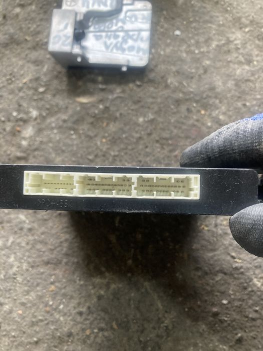 Toyota Rav 4 XA50 2.5i Hybrid 2020 година Smart Key Control Module