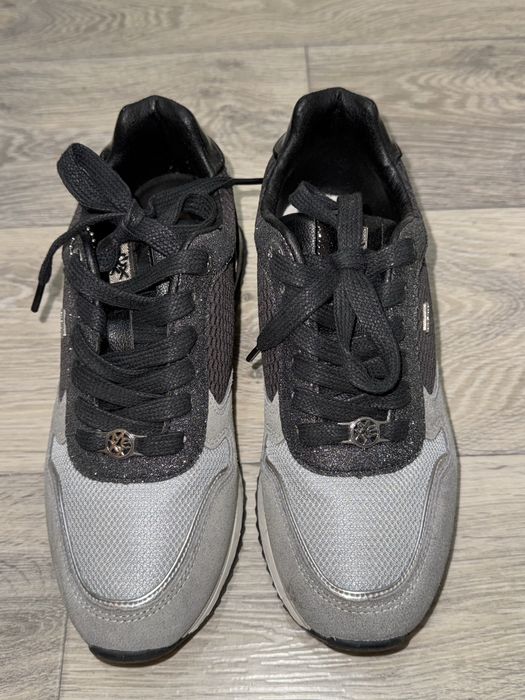 Дамски маратонки