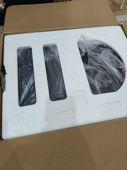 Микроволновая печь Midea MM720C2MV-B