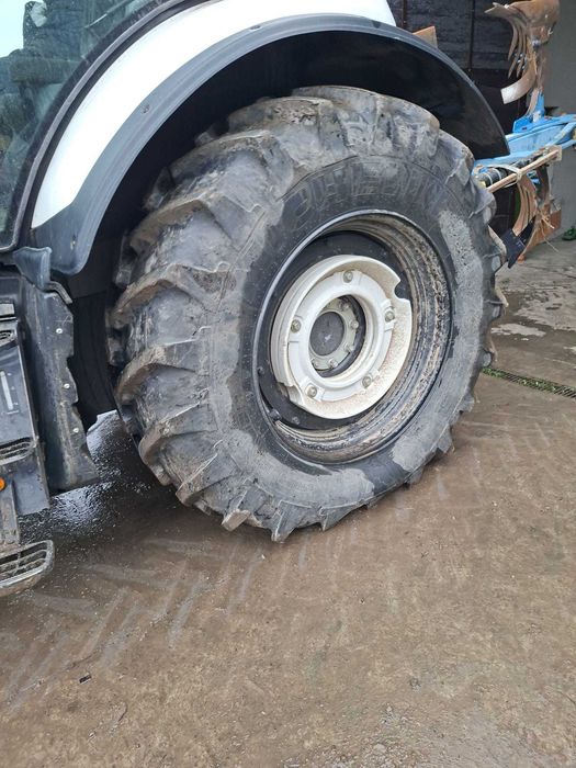 Tractor Valtra T144