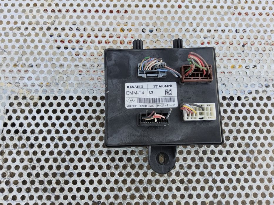 Modul confort Renault Trafic 2014-2020 Opel Vivaro Nissan primastar cod 231a03142r Modul electronic