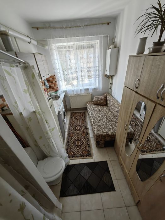 Camera 10m2 de inchiriat