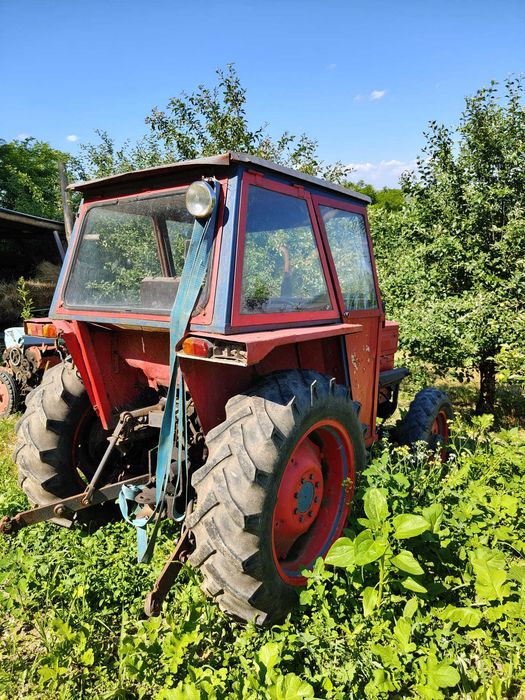 Tractor DT U600