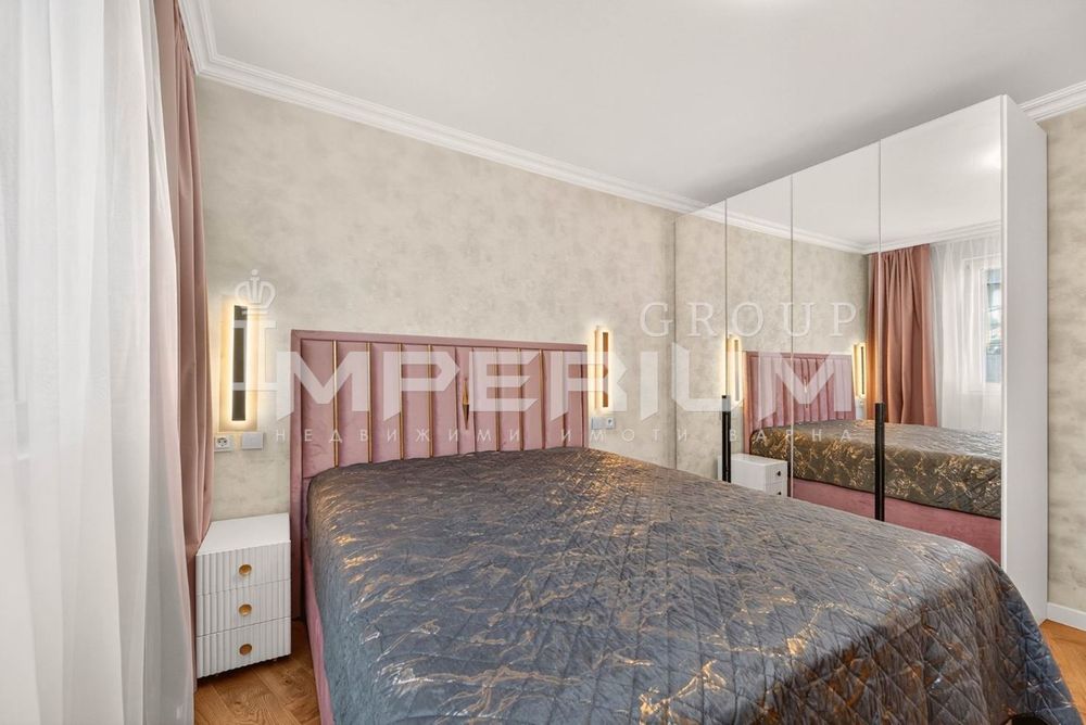 Дава се под наем Тристаен апартамент в Варна, Център - 100 кв.м за 1650 € - Снимка #9