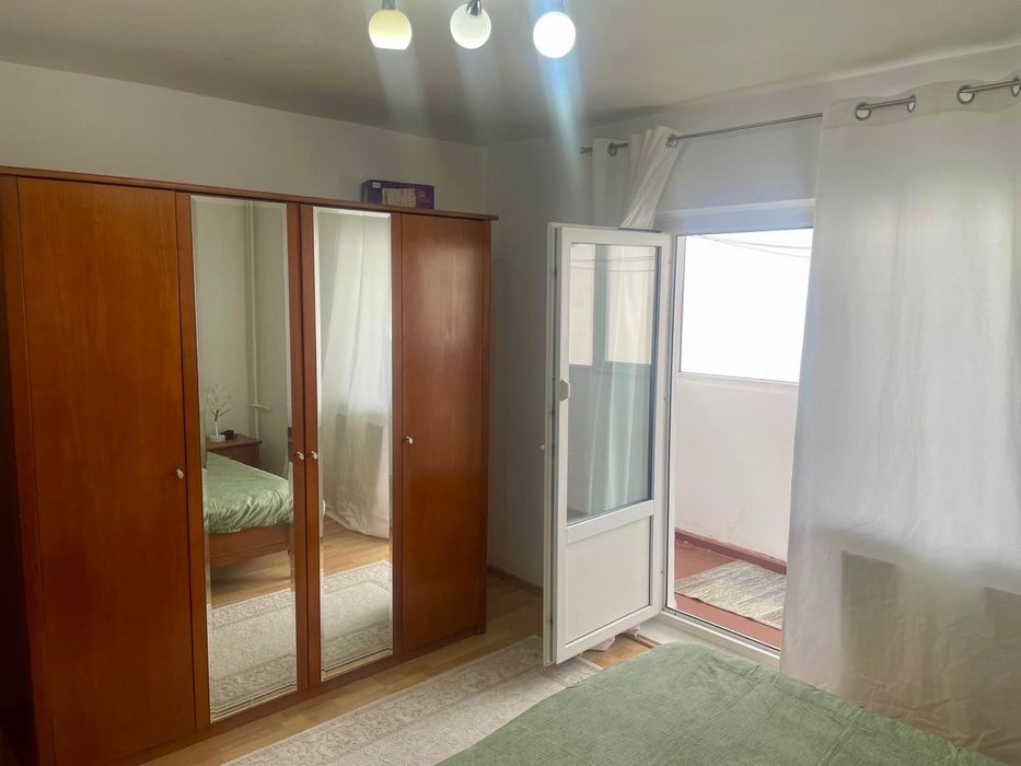 Închiriez apartament 2 camere decomandat 68 mp – Găvana 3