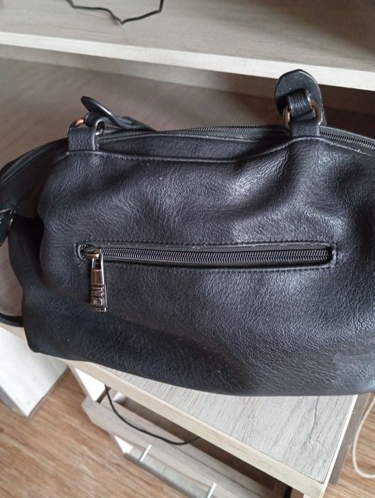 Продам женскую сумку ,продам