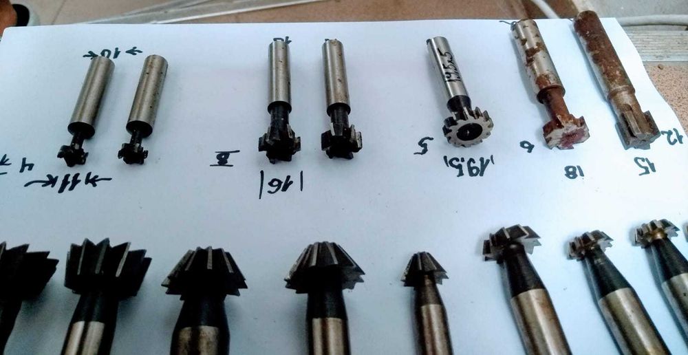 Freze profil T si inclinate