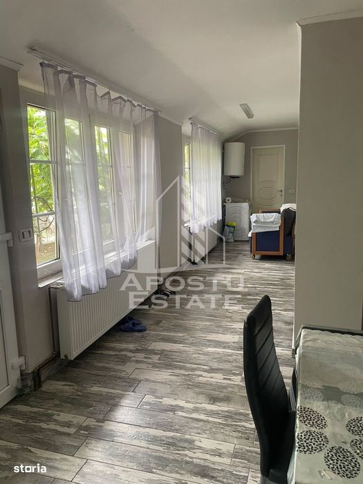 Casa cu trei dormitoare pentru mucitori,zona Socodor