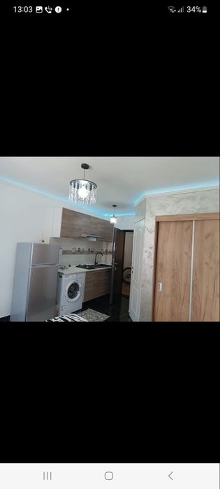Inchiriez camera camin etaj 1