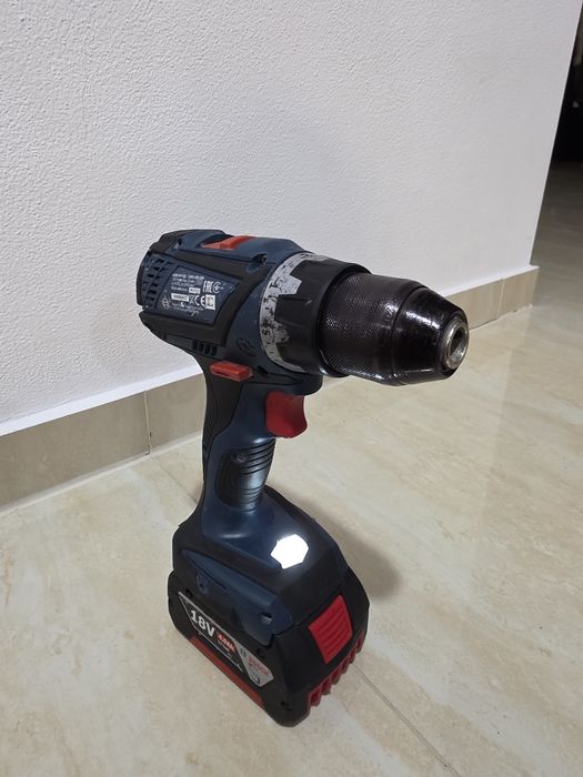 Mașină de înșurubat autofiletanta Bosch GSR 18-VEC