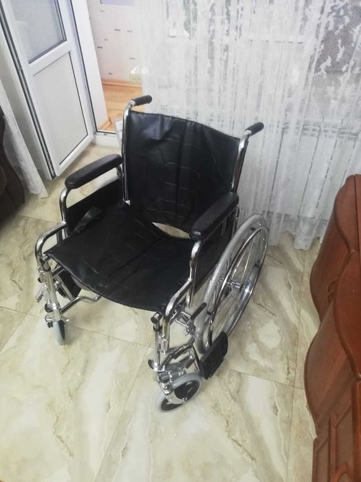 Продам инвалидное кресло