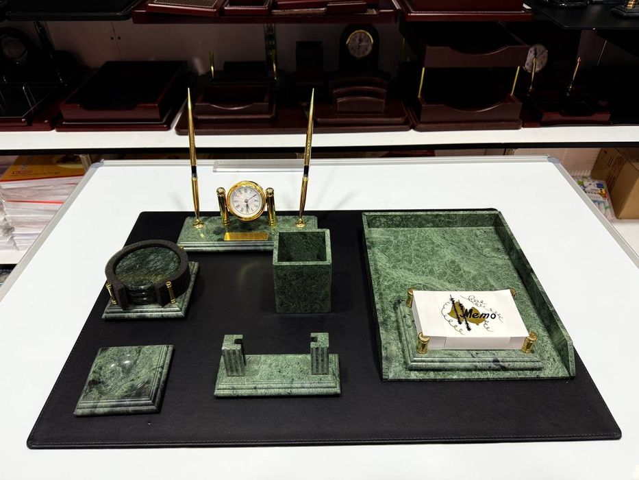 Офисная органайзер  иза оникс  роскошный вид