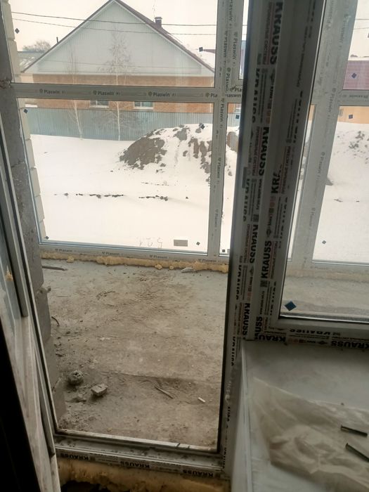 Продам балконное окно