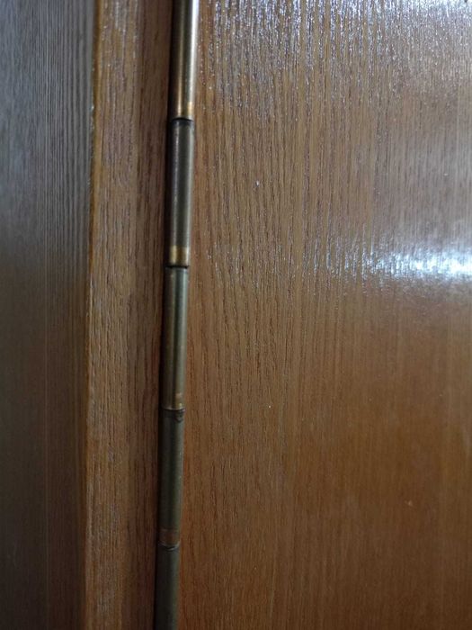 шкаф плательный распашной