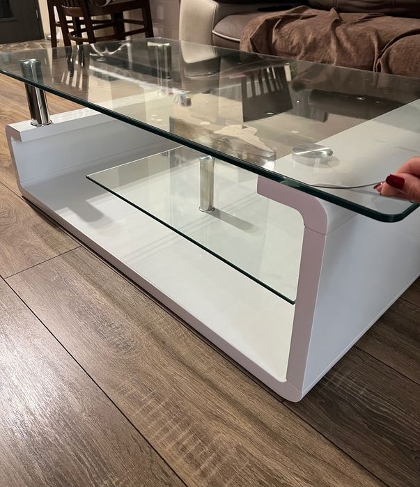 Маса за хол/ всекидневна