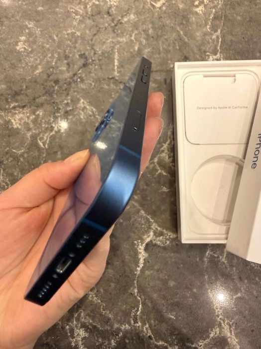 iPhone 13 Blue - отличное состояние