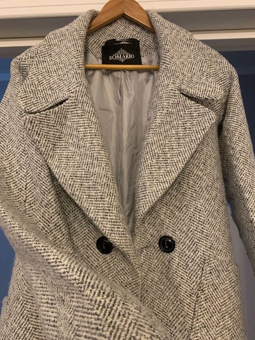 Легкое пальто Romario