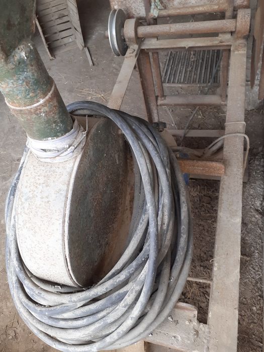 Moară cu fierăstrău