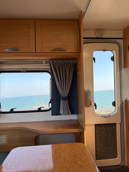 Каравана 5 места Burnster