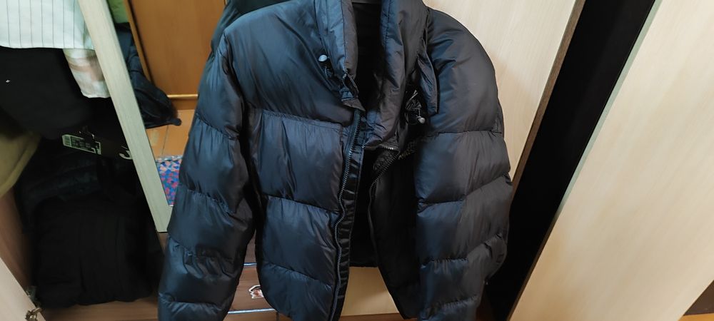 Продам куртку the north face 700