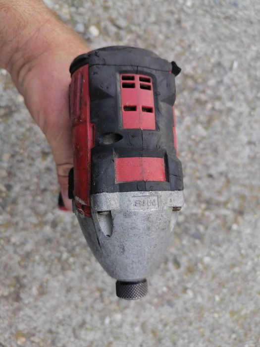 Impact cu cap BIT Miluawkee M18 Nu Porneste