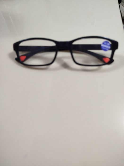 Очки для зрения + 1.5