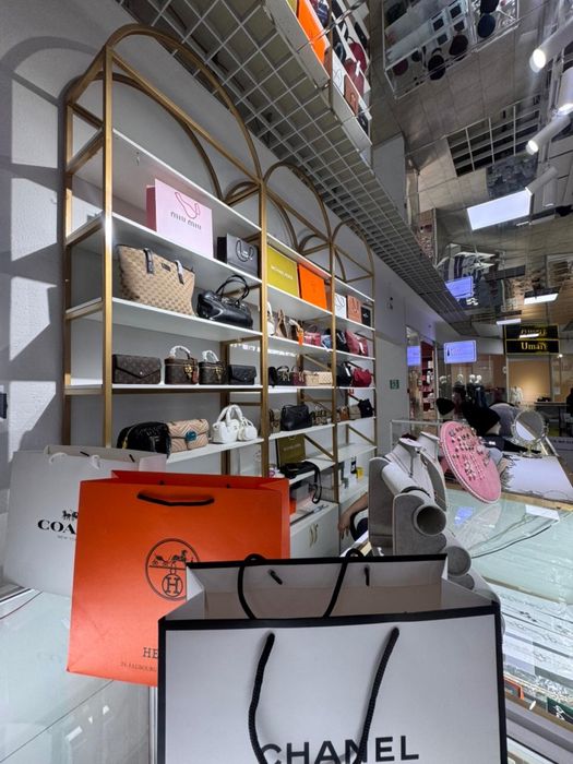 Продается островок тц Аккала Молл