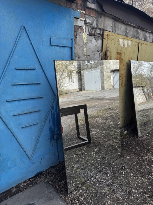 Продам навесные зеркала