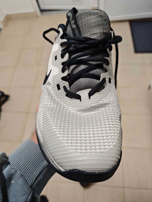 Vând adidași Nike Alpha trainer 5