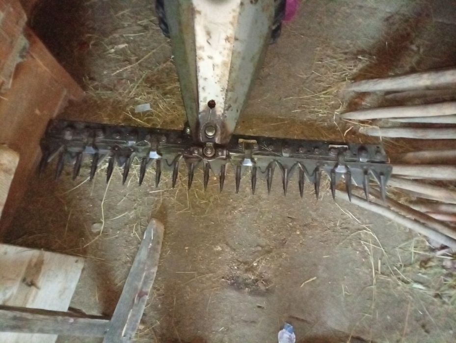 Vând cositoare  mai multe detalii la telefon