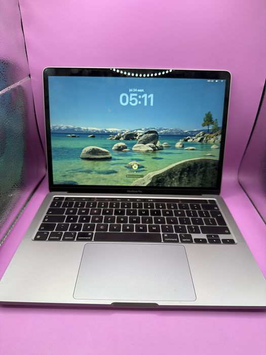 MACBOOK PRO M1 250 GB •Matei Amanet Margeanului•q05d18
