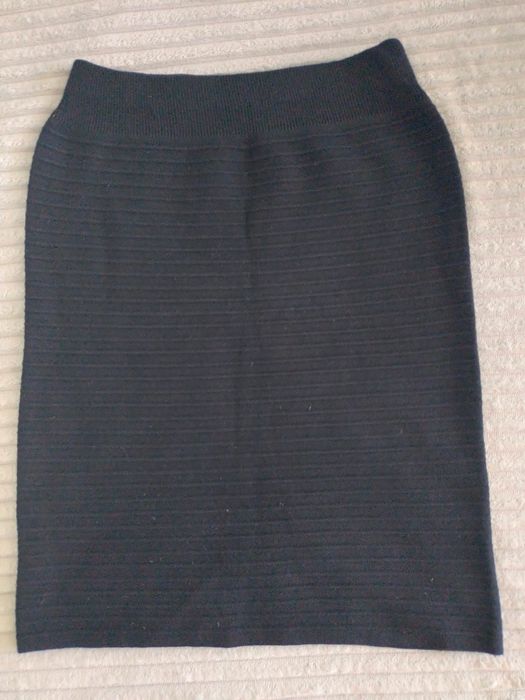 Продам кофты и юбки женские