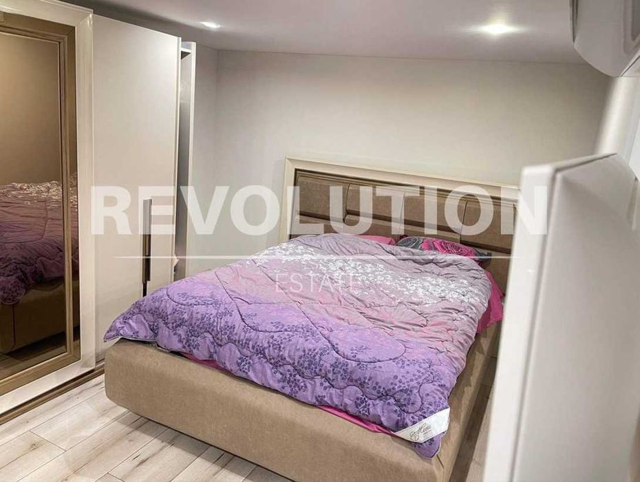 Луксозен тристаен апартамент в затворен комплекс жк. Бриз