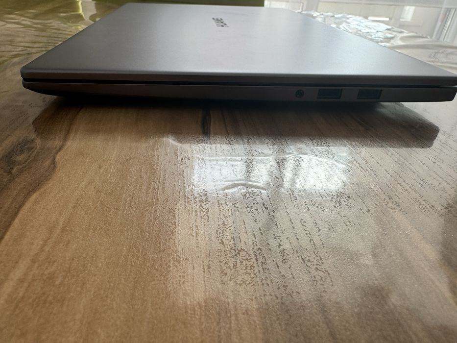 Продам ноутбук Huawei MateBook D15 (2022)