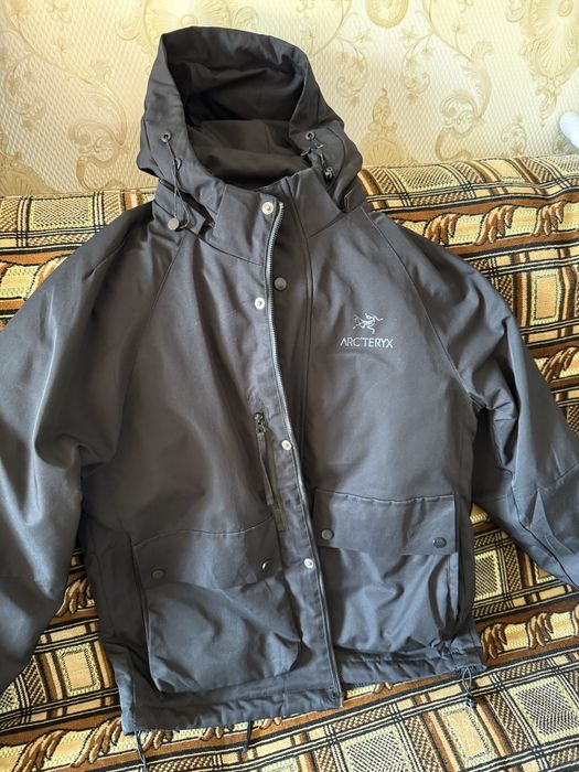 Продам куртку мужскую