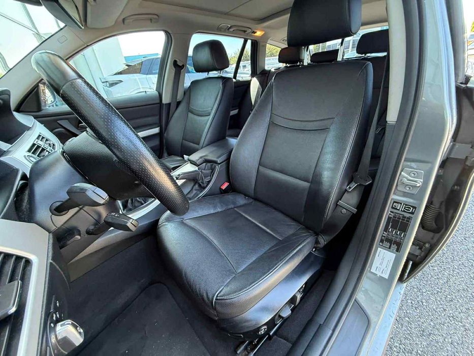 Vând e BMW 320D 184 Cp 2012