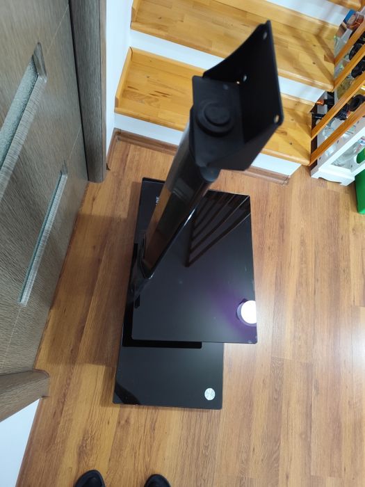 Vând masa suport TV