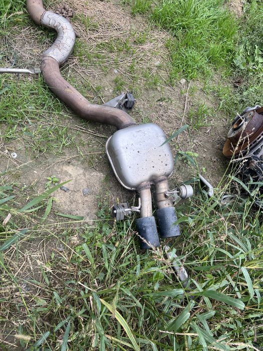 Evacuare bmw f10 m5 competition toba