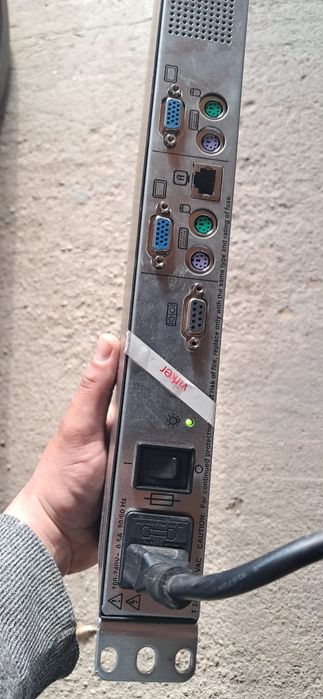 KVM HP EO1013 netestat