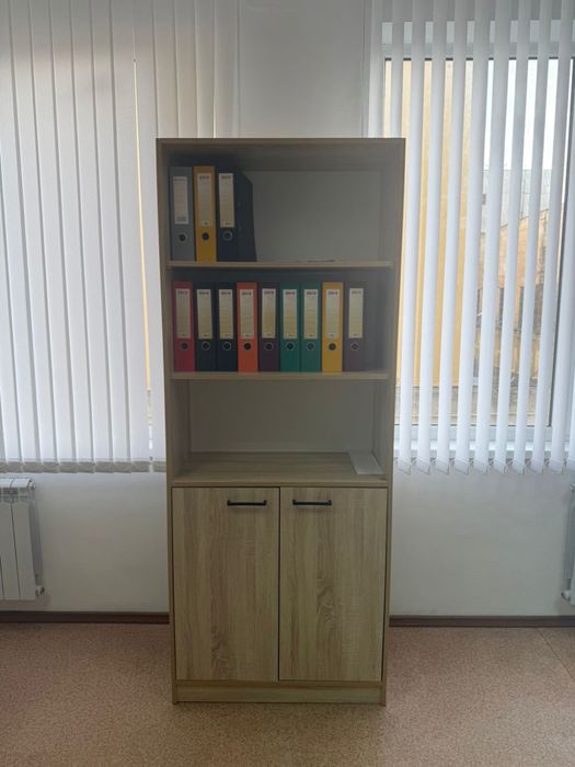 Продаю мебель для офиса