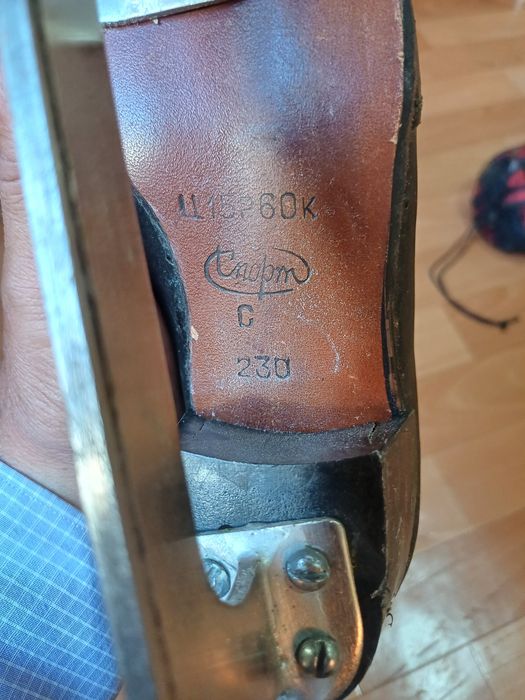 Коньки подросковые сделано в СССР.