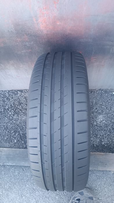 205/55/16 Vredestein