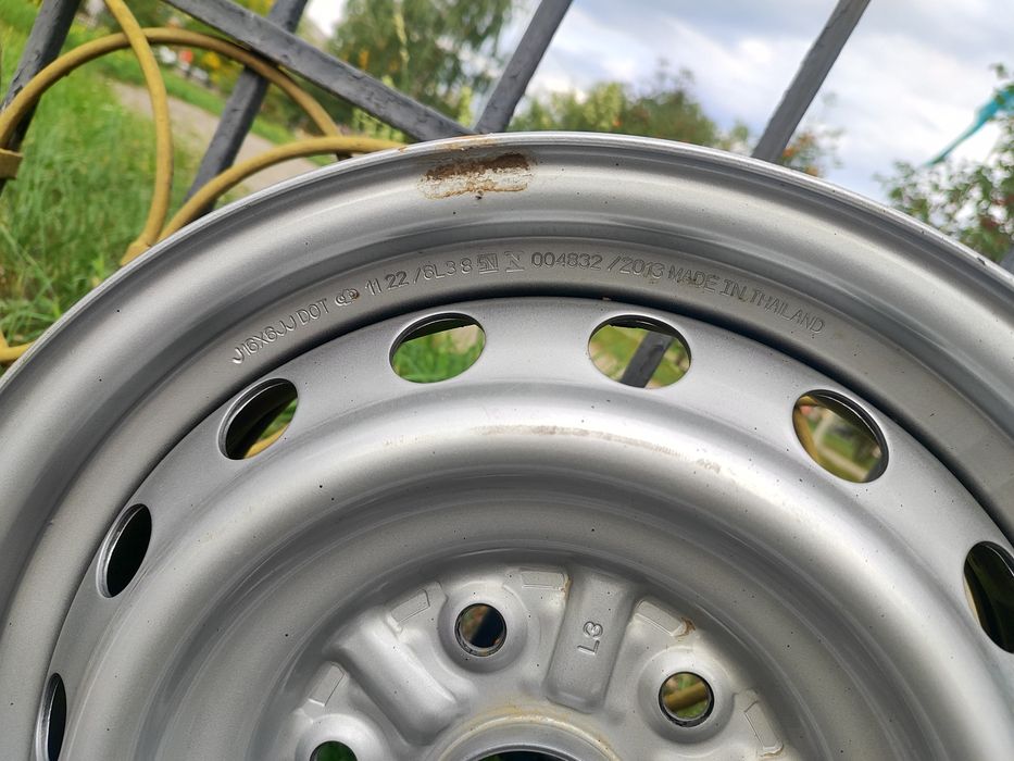 Диски R16, 6x139.7 ступица 67.1 мм