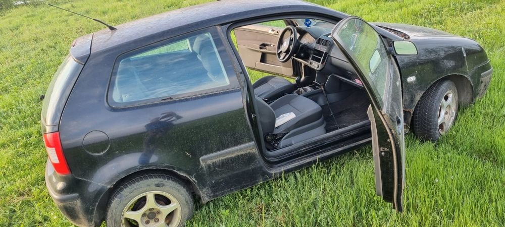 Usa VW Polo 9n 2usi hatchback coupe usi stanga dreapta 2002-2010