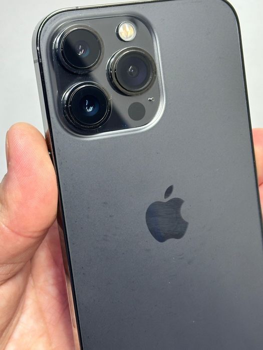Продам Айфон 13 Про 256г