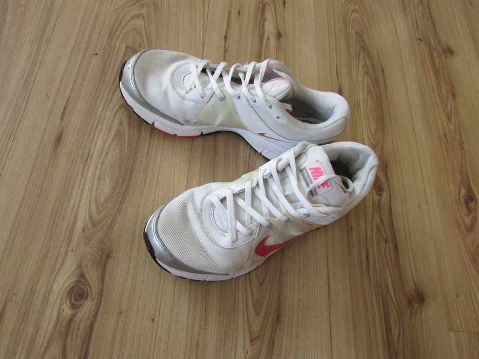 маратонки Nike airmax