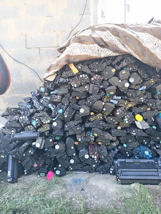 Прадам бу картриджей