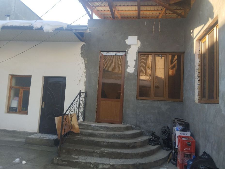 Yakkasaroy Muqumiy ko'cha uchastka xovli sotiladi